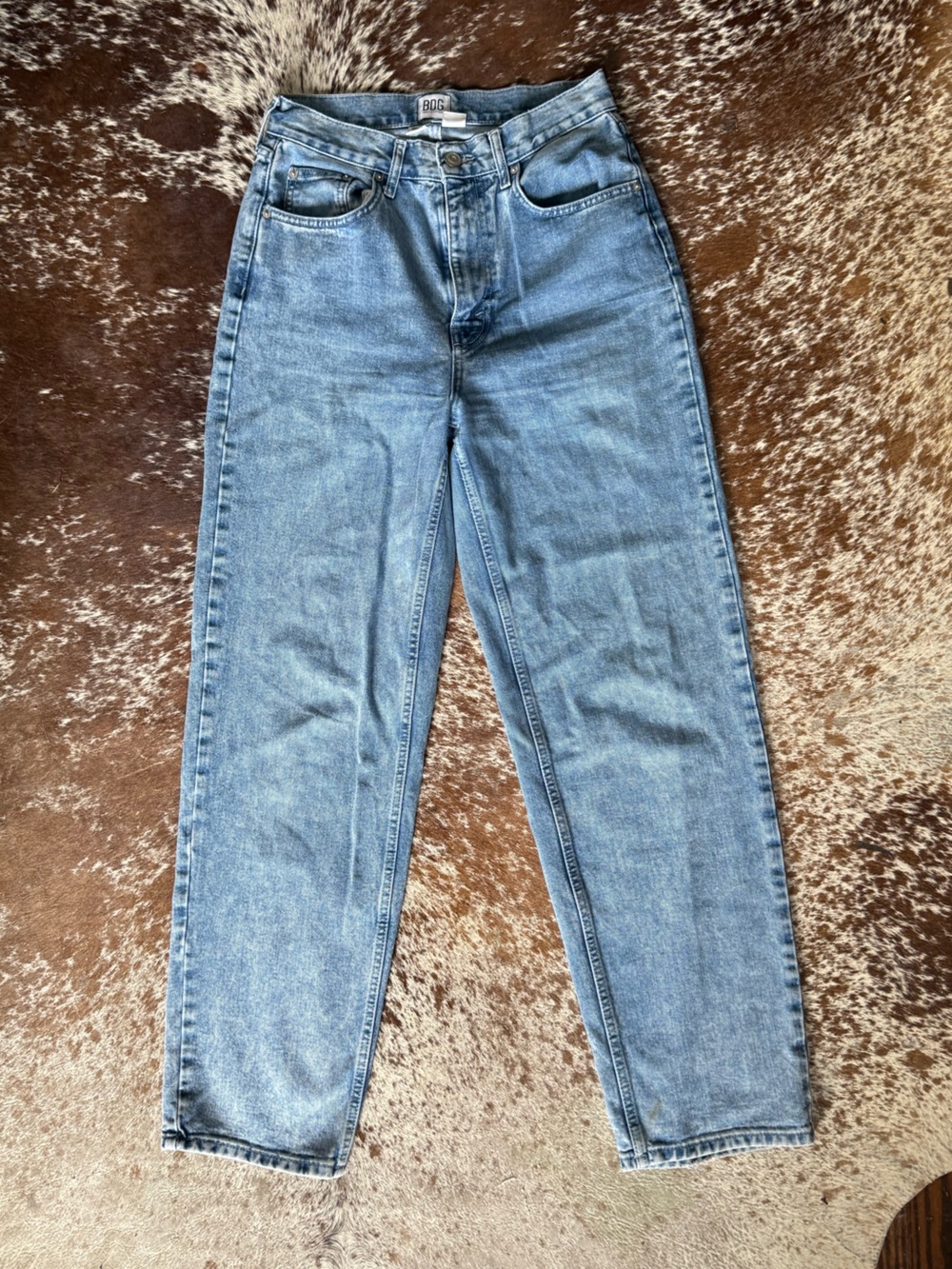 BDG High-Rise Baggy Jeans Light Blue Wash
